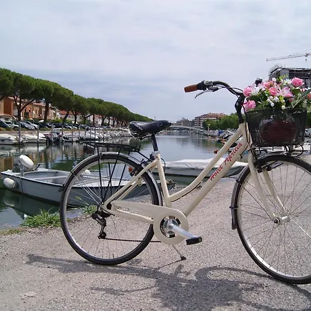 Aprilia Lejlighedshotel