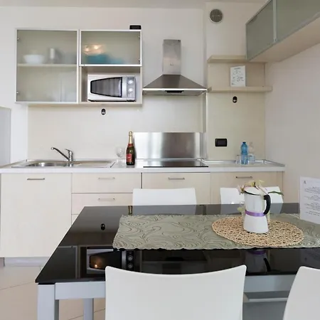 Apartahotel Aprilia
