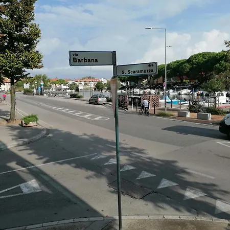 Aprilia Aparthotel 4*