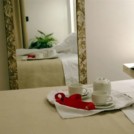 아파트호텔 Aprilia 4*