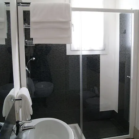 Apart Otel Aprilia Grado