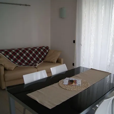 Apart Otel Aprilia Grado